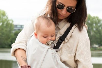 Babywearing in summer